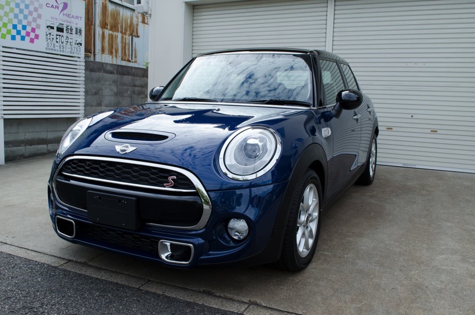 GENESISガラスコーティングを施工したMINI F55