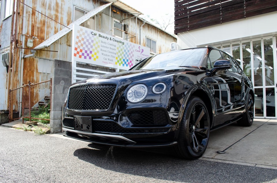 GENESISガラスコーティングを施工したBentley Bentayga V8