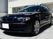 コーティングやルームクリーニングを施工した2005年式 BMW 318i ツーリング(E46)