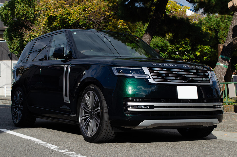 コーティングやプロテクションフィルムを施工したLAND ROVER RANGE ROVER Autobiography British Racing Green