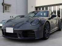コーティングを施工したPORSCHE 911 Carrera T (Type 992.2) バナジウムグレーメタリック