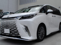 内外装にコーティングを施工したLEXUS LM500h ソニッククォーツ