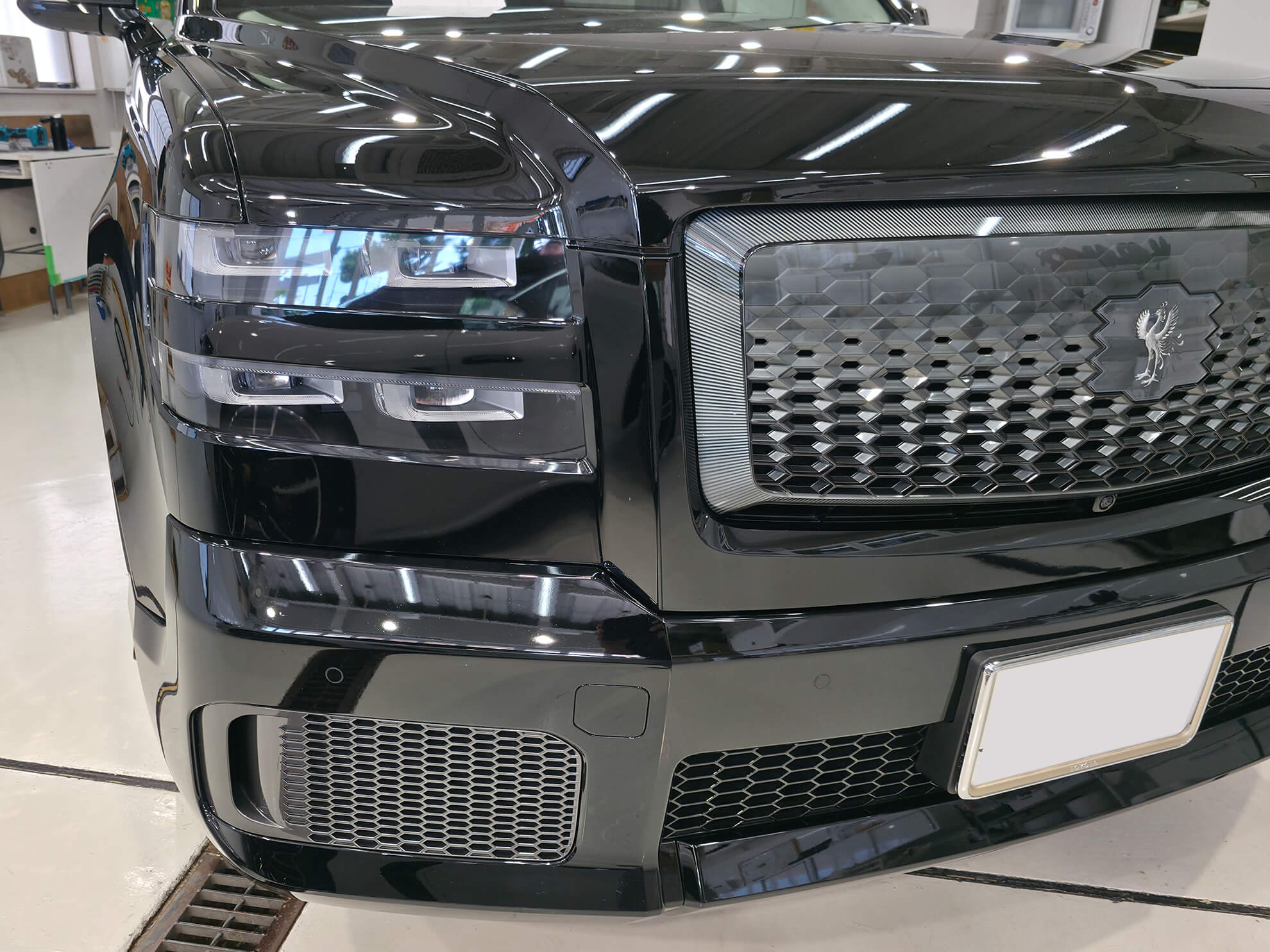 servFaces Coat Ultimaを施工したTOYOTA CENTURY(GRG75型)麟鳳単彩ブラック