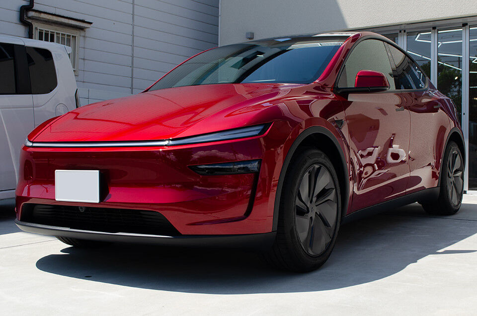 Ultra Coat Magniteを施工したTESLA Model Y ウルトラレッド