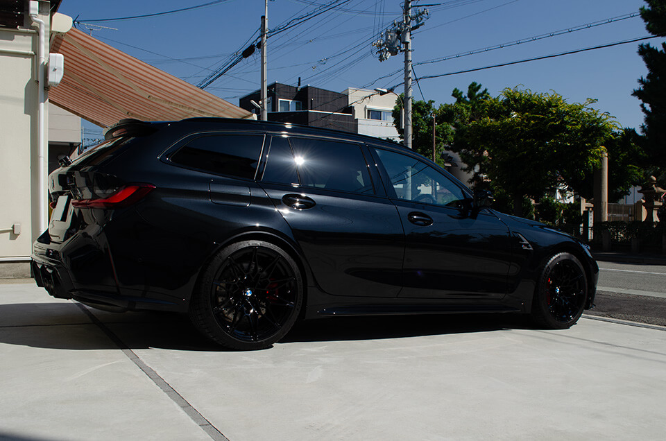 servFaces Coat Ultimaを施工したBMW M3 Competition Touringのリアサイド
