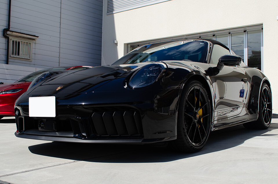 servFaces Coat Ultima セラミックコーティングを施工したPORSCHE 911 Targa 4 GTS ジェットブラックメタリック